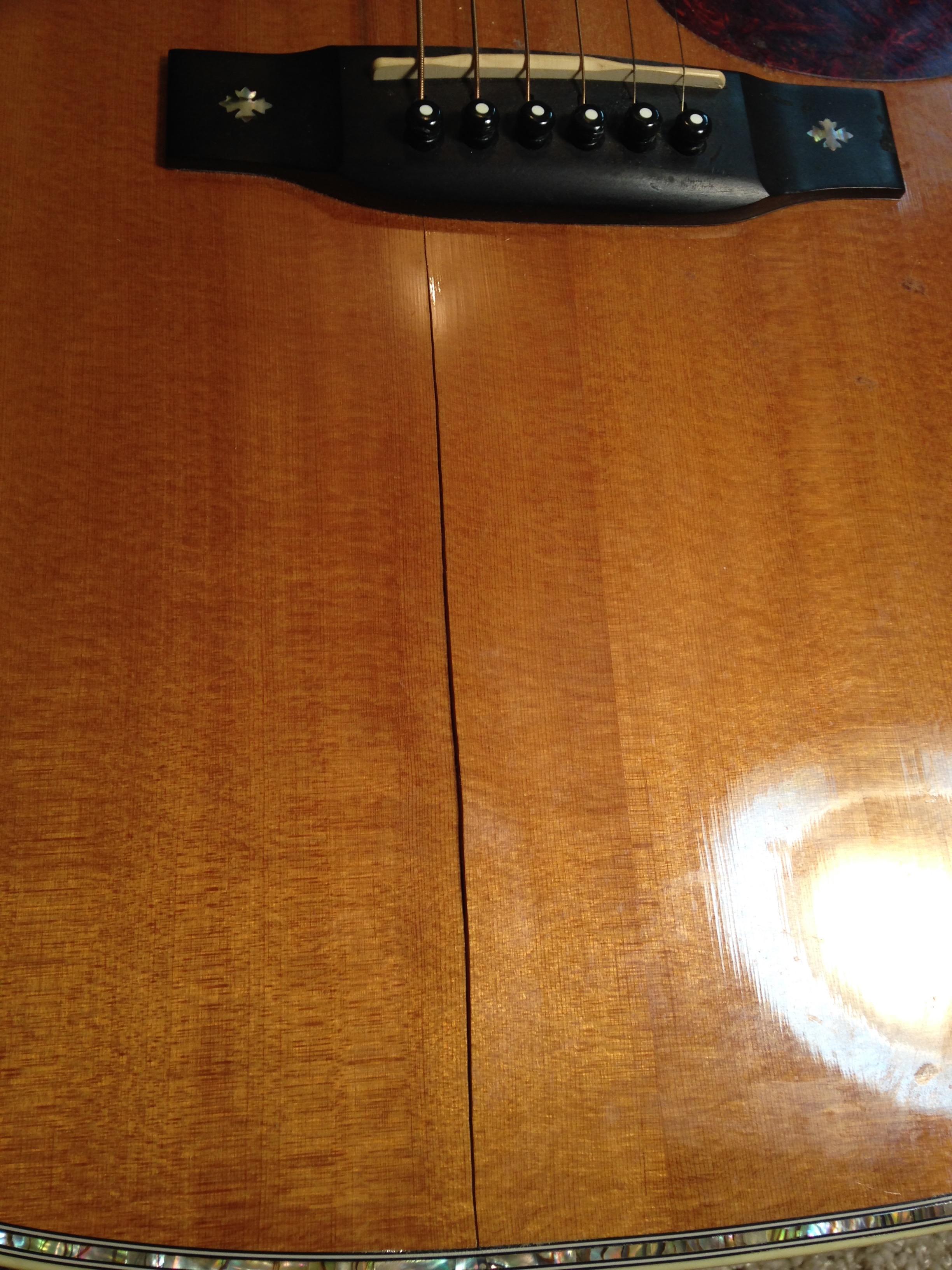 Guitar RepairViolin RepairCello RepairGuitar LessonsVella Stringed